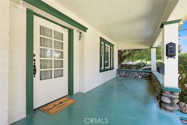 1156 Steuben Street, Pasadena CA: https://media.crmls.org/medias/106df9bb-2189-46b1-80d1-b667a6389f75.jpg
