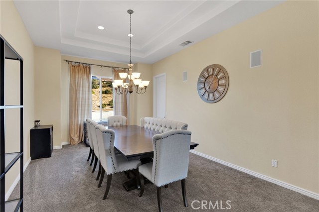 Detail Gallery Image 12 of 75 For 12389 Winesap, Apple Valley,  CA 92308 - 5 Beds | 2/1 Baths