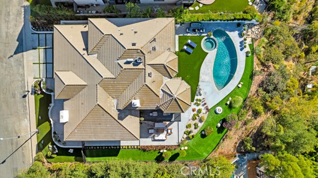 Detail Gallery Image 35 of 40 For 4015 Clarinda Dr, Tarzana,  CA 91356 - 5 Beds | 4 Baths