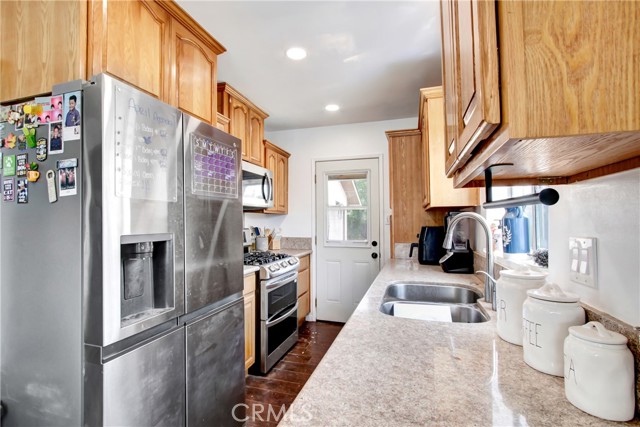 Detail Gallery Image 6 of 13 For 34878 Countyline Rd, Yucaipa,  CA 92399 - 1 Beds | 1 Baths