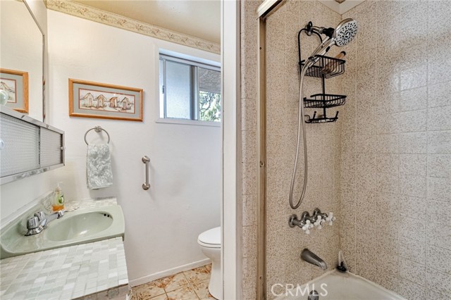 Detail Gallery Image 18 of 32 For 27636 Seco Canyon Road, Saugus,  CA 91350 - 3 Beds | 2 Baths