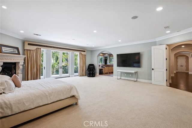 23115 Erwin Street, Woodland Hills CA: https://media.crmls.org/medias/106fd18a-de0d-403a-93a0-431564262e0e.jpg