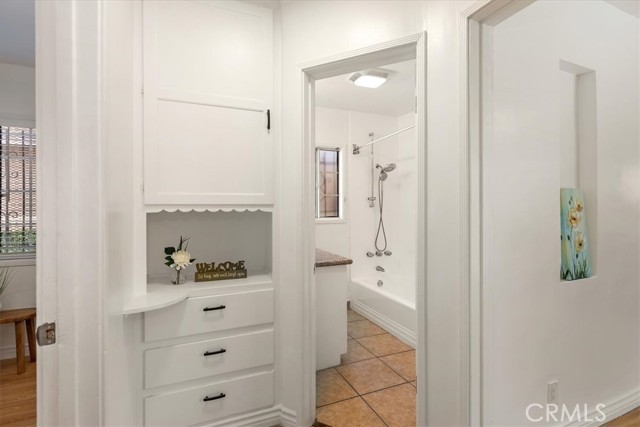 Detail Gallery Image 20 of 34 For 2820 S La Brea Ave, Los Angeles,  CA 90016 - 3 Beds | 2 Baths