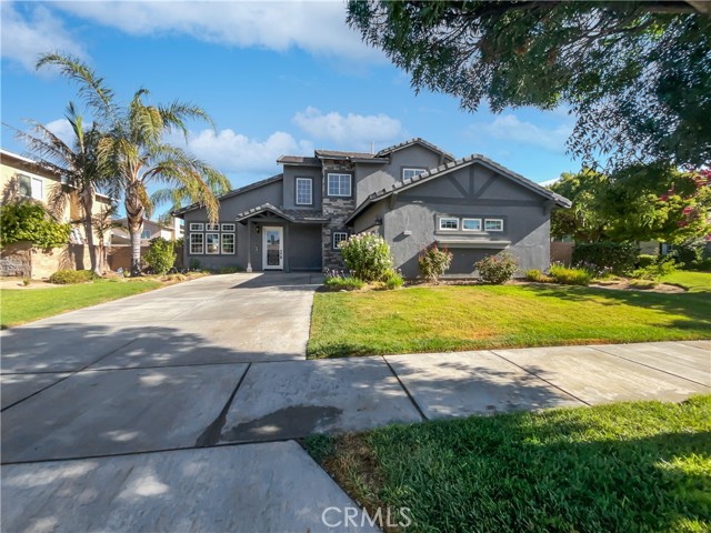 Detail Gallery Image 1 of 1 For 4550 Berkley Ave, Hemet,  CA 92544 - 4 Beds | 3 Baths