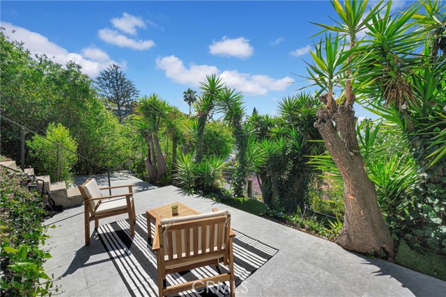 1923 HOLLYVISTA, Los Angeles CA: https://media.crmls.org/medias/10704973-b6c7-44c4-a7d3-48cc0f3921bf.jpg