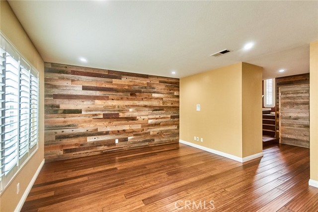 881 Hartford Lane, La Habra CA: https://media.crmls.org/medias/1070c0e1-9bcd-47f8-9844-1b0661e902fc.jpg
