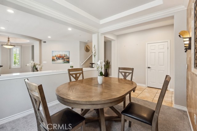 Detail Gallery Image 6 of 41 For 5460 Turin Way, Fontana,  CA 92336 - 4 Beds | 3 Baths