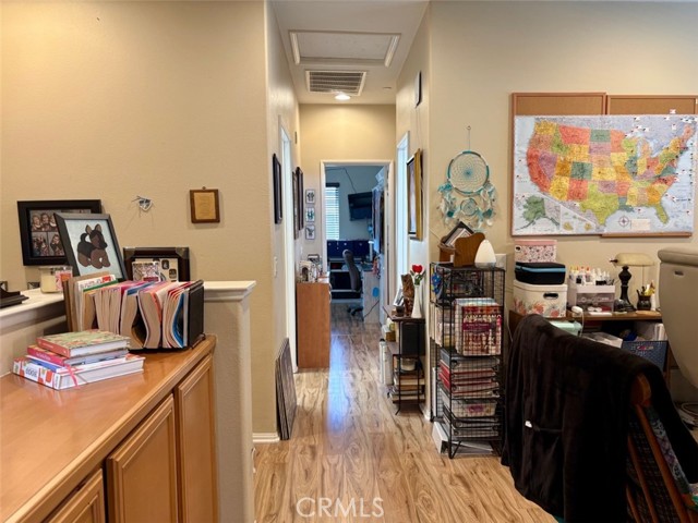 Detail Gallery Image 10 of 14 For 1487 Florence Ct, Upland,  CA 91786 - 3 Beds | 2/1 Baths