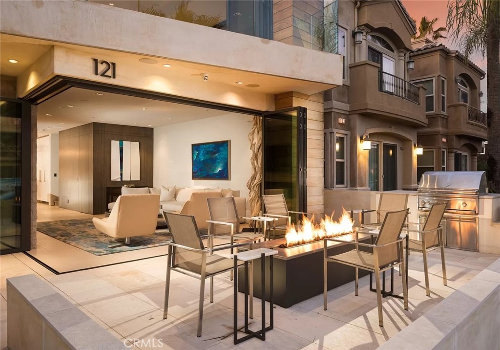 121 7th Street