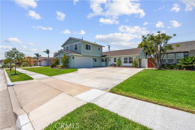 15291 Newcastle Lane, Huntington Beach CA: https://media.crmls.org/medias/1072d42b-b06d-4ff2-8df9-7ec41f254866.jpg