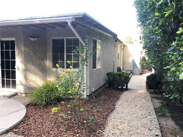 Detail Gallery Image 36 of 36 For 18406 Bessemer St, Tarzana,  CA 91335 - 3 Beds | 2 Baths