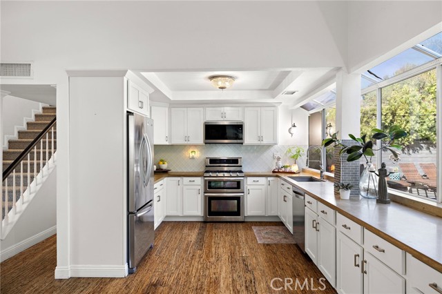 Detail Gallery Image 16 of 39 For 21072 Cimmaron Ln, Trabuco Canyon,  CA 92679 - 4 Beds | 3 Baths