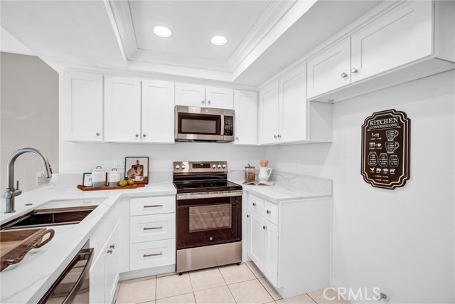 Detail Gallery Image 16 of 48 For 913 Whitewater, Fullerton,  CA 92833 - 2 Beds | 2/1 Baths