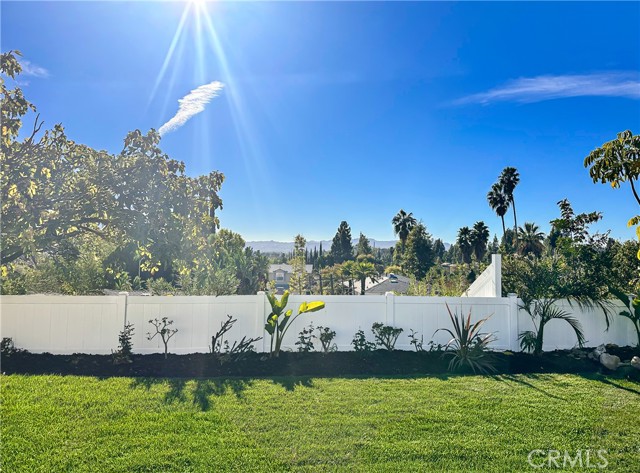 Detail Gallery Image 2 of 20 For 23248 Community, West Hills,  CA 91304 - 4 Beds | 3 Baths