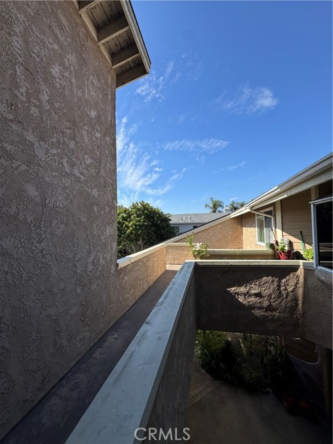 Detail Gallery Image 11 of 12 For 3932 W 5th #202,  Santa Ana,  CA 92703 - 3 Beds | 2 Baths