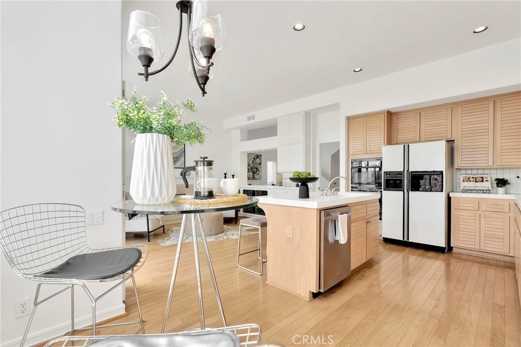 5693 Spinnaker Bay Drive