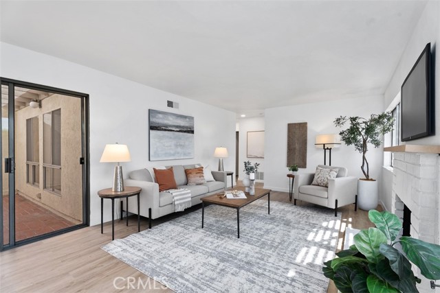 3215 Stonewood Court, Fullerton CA: https://media.crmls.org/medias/1079d984-54c5-4744-90dd-ef51133b141f.jpg