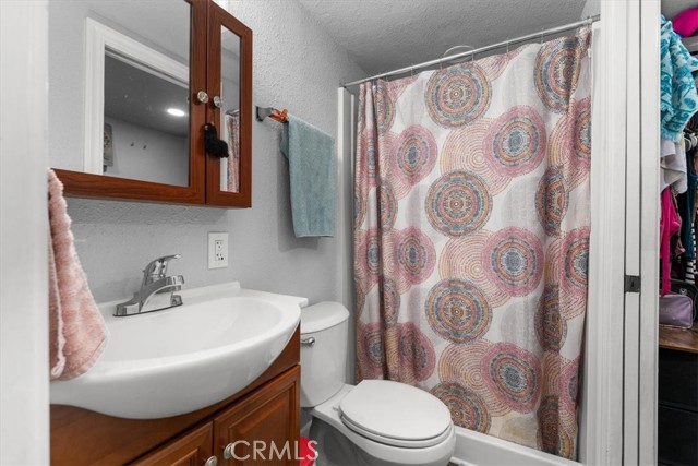 Detail Gallery Image 18 of 53 For 1158 Madison St, Red Bluff,  CA 96080 - 4 Beds | 3 Baths