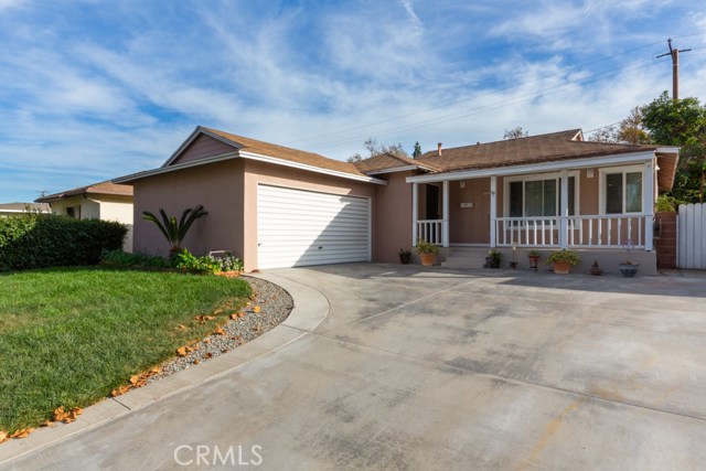 6442 Eberle St, Lakewood, CA 90713