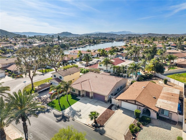 Detail Gallery Image 58 of 75 For 30409 Gulf Stream, Canyon Lake,  CA 92587 - 4 Beds | 3 Baths