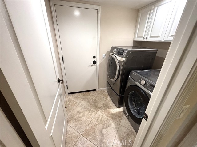 17871 Shady View Drive, Chino Hills CA: https://media.crmls.org/medias/107b66d3-3934-4bb6-8c76-fb22a0cc1e4b.jpg