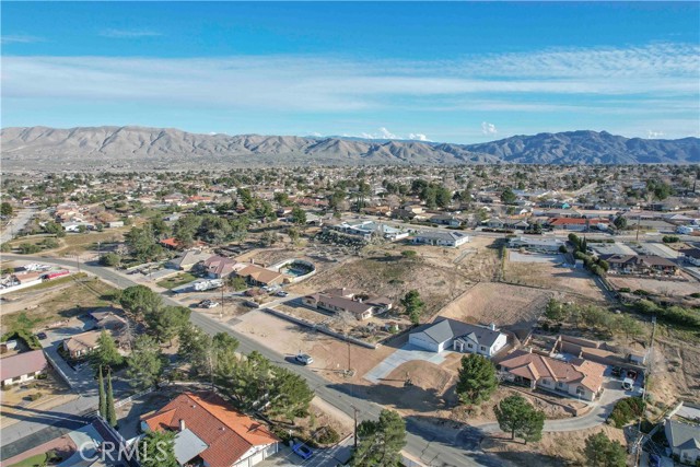 Detail Gallery Image 27 of 28 For 17850 Bangor Ave, Hesperia,  CA 92345 - 4 Beds | 2/1 Baths