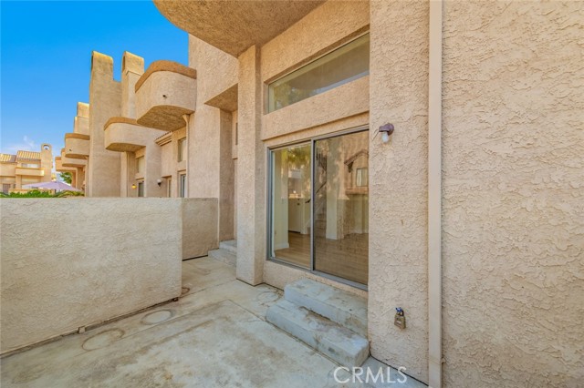 2038 S Bon View Avenue, Ontario CA: https://media.crmls.org/medias/107ca662-5f3a-4824-bc94-d64cc5e41ec7.jpg