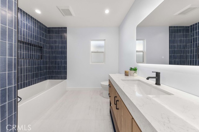 Detail Gallery Image 32 of 53 For 5700 Vista Del Monte, Sherman Oaks,  CA 91411 - 3 Beds | 2 Baths