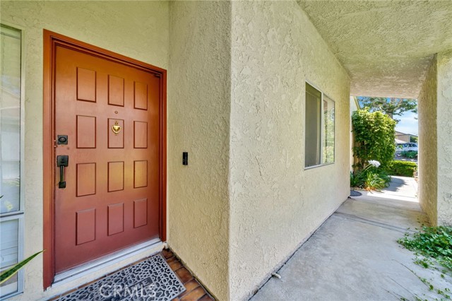 24812 Leto Circle, Mission Viejo CA: https://media.crmls.org/medias/107d07bb-bc4b-4db5-b356-10db4dde05e8.jpg