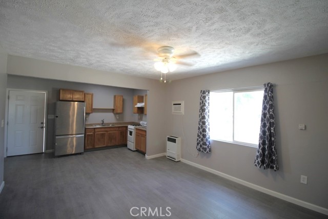 Detail Gallery Image 16 of 42 For 27763 Crestview Rd #U1-2,  Barstow,  CA 92311 - 3 Beds | 2 Baths