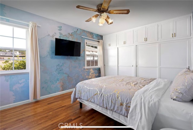 Detail Gallery Image 13 of 23 For 13831 Bessemer, Valley Glen,  CA 91401 - 3 Beds | 2 Baths