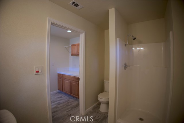 Detail Gallery Image 11 of 41 For 10298 Custer Ave, Lucerne Valley,  CA 92356 - 5 Beds | 3/1 Baths