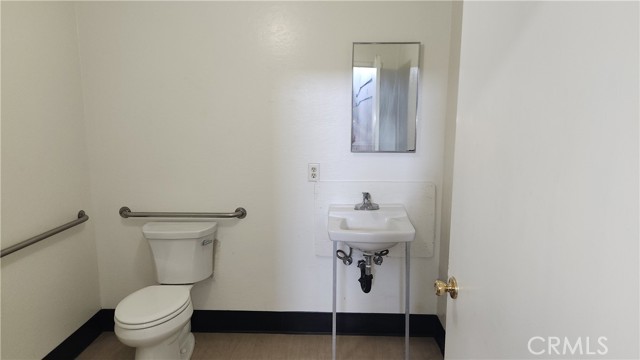 2515 Zanella Way, Chico, California 95928, ,Commercial Lease,For Rent,2515 Zanella Way,CRSN25014813