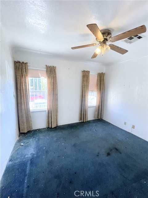 615 W 9th Street, San Pedro (los Angeles), California 90731, ,Commercial Lease,For Rent,615 W 9th Street,CRSB25066834