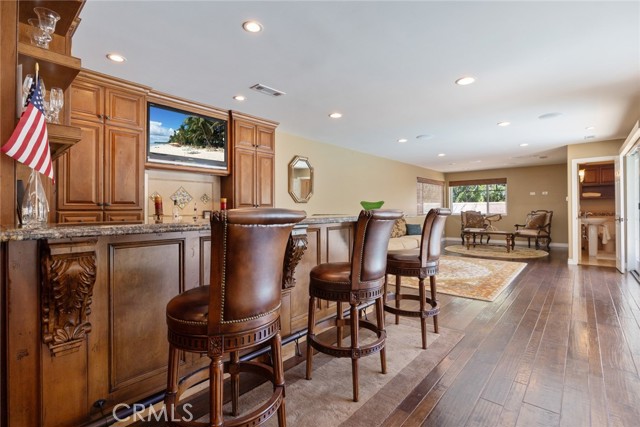 Detail Gallery Image 21 of 68 For 2030 Leeward Ln, Newport Beach,  CA 92660 - 4 Beds | 3/1 Baths