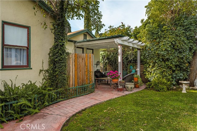 Detail Gallery Image 26 of 36 For 4545 Sunnyside Dr, Riverside,  CA 92506 - 2 Beds | 2 Baths