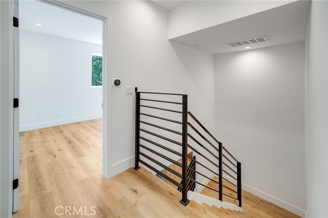 6201 La Mirada Avenue, Los Angeles CA: https://media.crmls.org/medias/10826d08-4d6f-400c-992a-15ae78536541.jpg