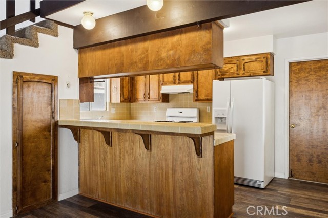 1892 8th Street, Los Osos CA: https://media.crmls.org/medias/10827c72-6630-4781-8f5e-c888a1d2805c.jpg
