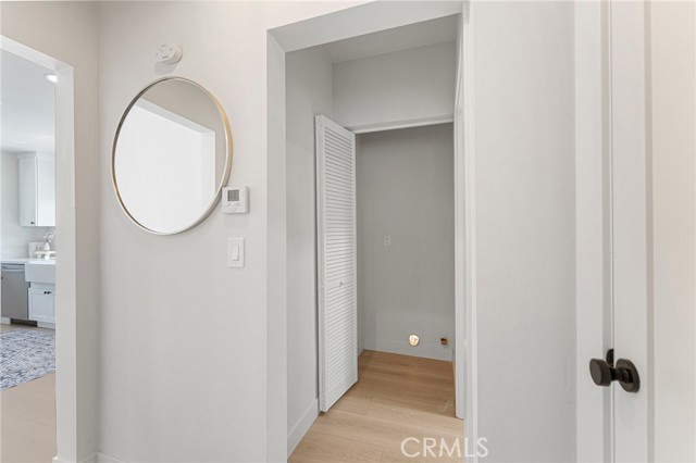 Detail Gallery Image 10 of 29 For 2626 Crestmoore Pl, Los Angeles,  CA 90065 - 2 Beds | 2 Baths