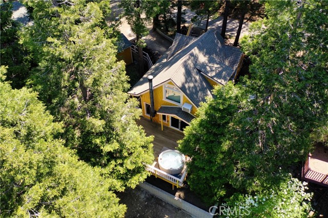 Detail Gallery Image 34 of 35 For 572 W Victoria Ct, Lake Arrowhead,  CA 92352 - 3 Beds | 1 Baths