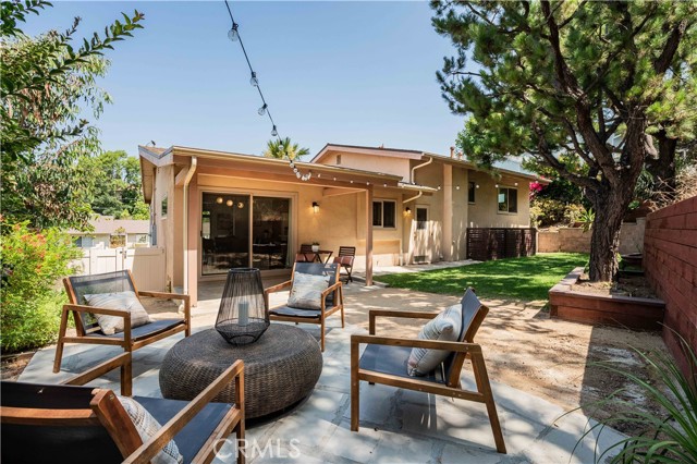 Detail Gallery Image 15 of 20 For 1826 Bara Rd, Glendale,  CA 91208 - 3 Beds | 2 Baths