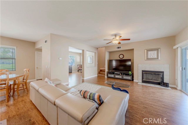 Detail Gallery Image 6 of 39 For 1240 Goodwin St, Fullerton,  CA 92833 - 3 Beds | 2/1 Baths
