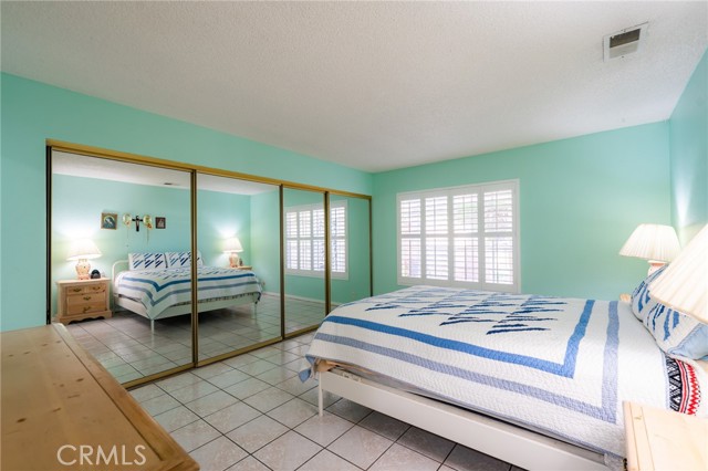 Detail Gallery Image 11 of 21 For 535 E Lincoln St, Carson,  CA 90745 - 4 Beds | 2 Baths