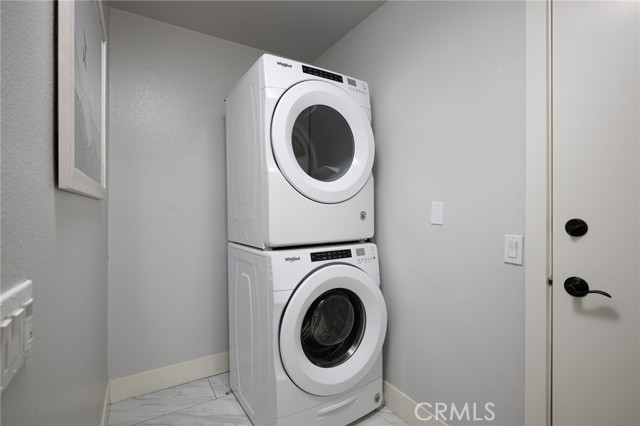 Detail Gallery Image 16 of 21 For 390 Deerfield, Irvine,  CA 92606 - 2 Beds | 1/1 Baths