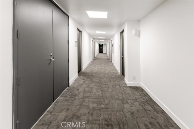 4419 Van Nuys Boulevard, Sherman Oaks CA: https://media.crmls.org/medias/108733e5-f948-4d65-ac9c-c3a848ade57e.jpg