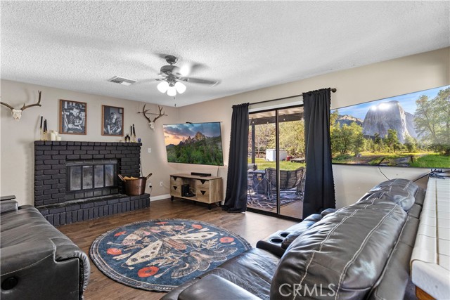 Detail Gallery Image 11 of 44 For 21921 Fig Ct, Tehachapi,  CA 93561 - 3 Beds | 2 Baths