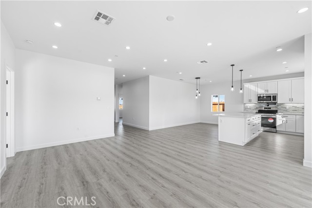 Detail Gallery Image 22 of 47 For 8624 Forest Blvd, California City,  CA 93505 - 3 Beds | 2 Baths