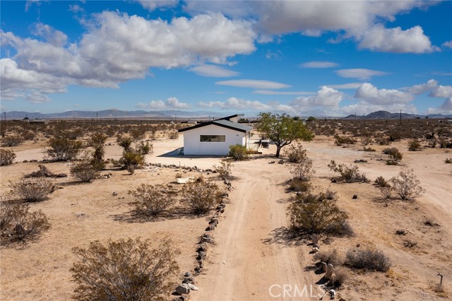 1523 Shangrila, Joshua Tree, CA 92252