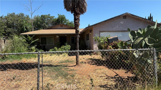 2080 D Street, Oroville CA: https://media.crmls.org/medias/108a57ac-d367-43e5-a26b-9df6d65f0d72.jpg