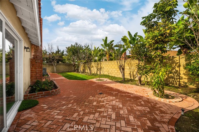 Detail Gallery Image 38 of 47 For 6781 Bridgewater, Huntington Beach,  CA 92647 - 4 Beds | 2 Baths